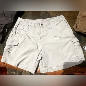 Columbia cargo shorts